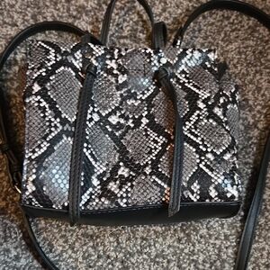 Snakeskin Patterned Black and Gray Women's Bag